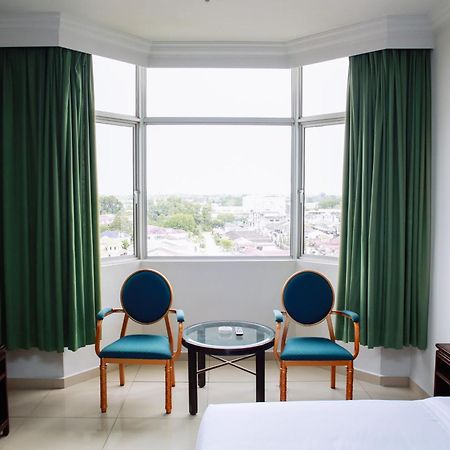 Hotel Green Park Темерлох Екстериор снимка