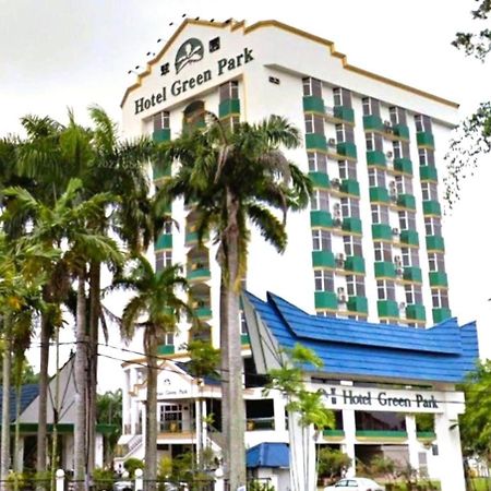 Hotel Green Park Темерлох Екстериор снимка