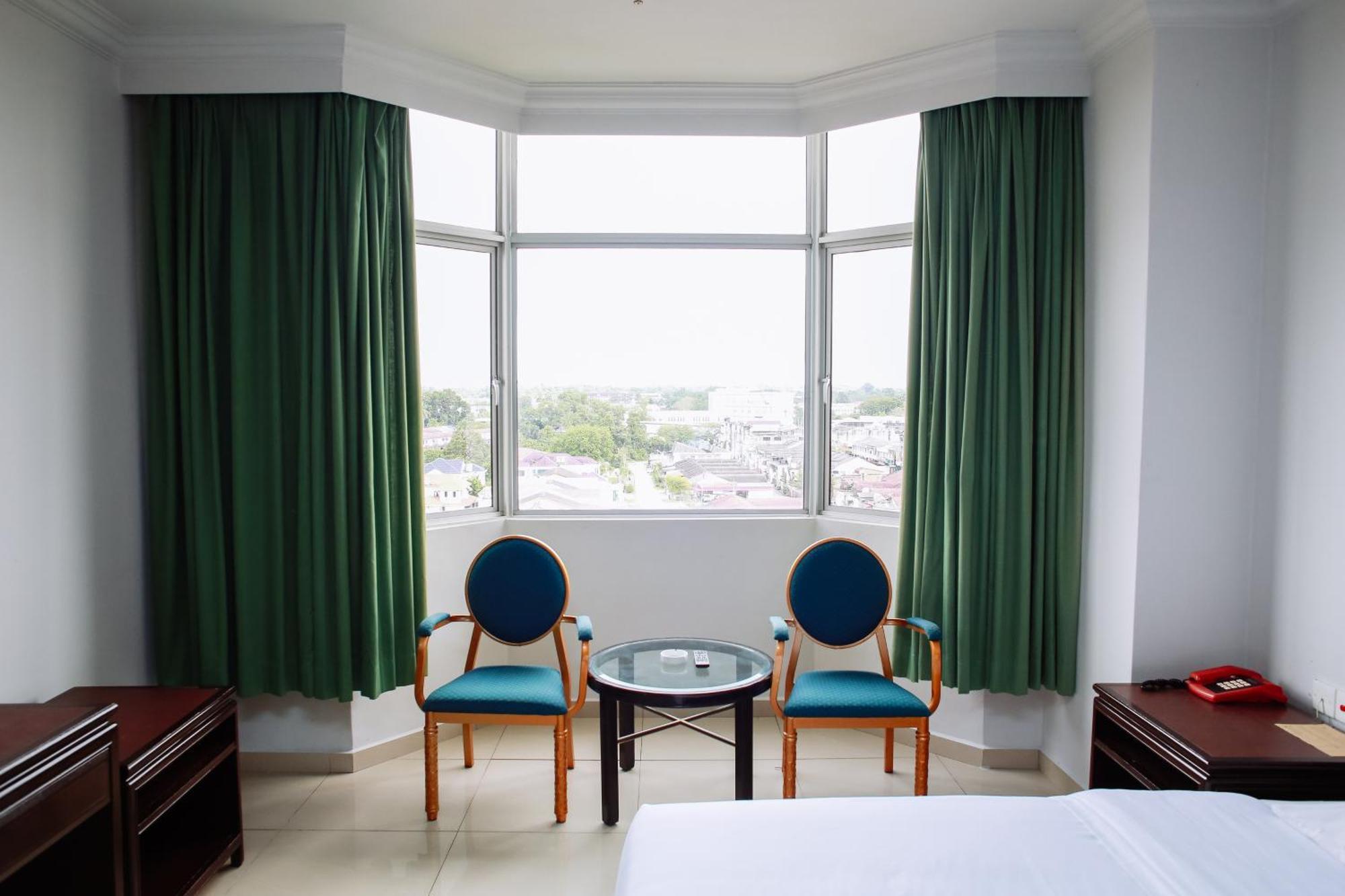 Hotel Green Park Темерлох Екстериор снимка