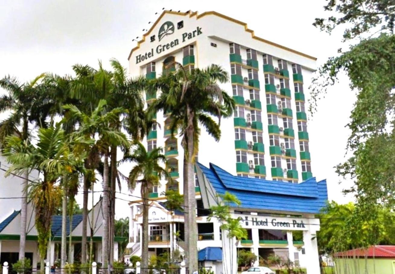 Hotel Green Park Темерлох Екстериор снимка