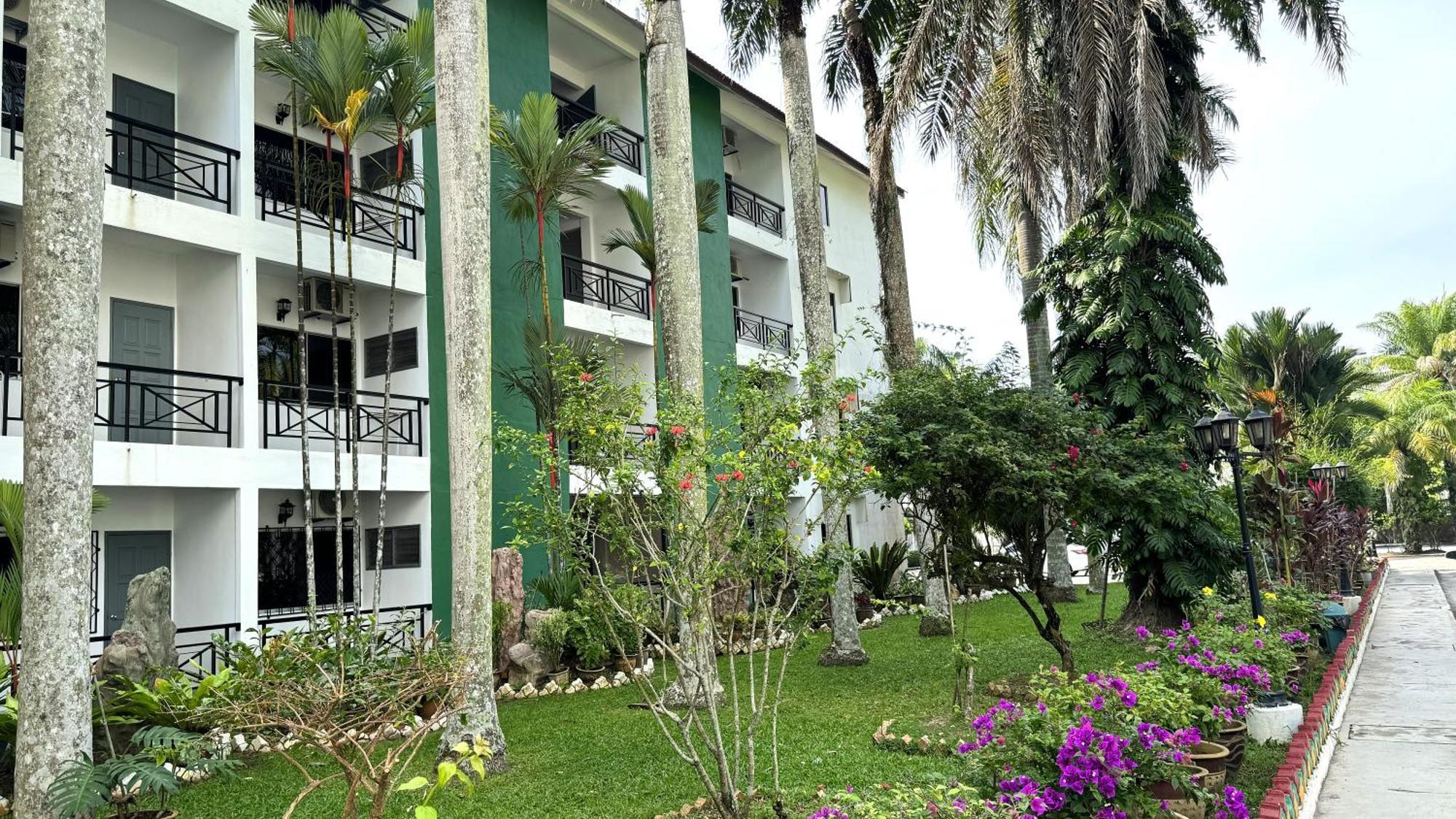 Hotel Green Park Темерлох Екстериор снимка